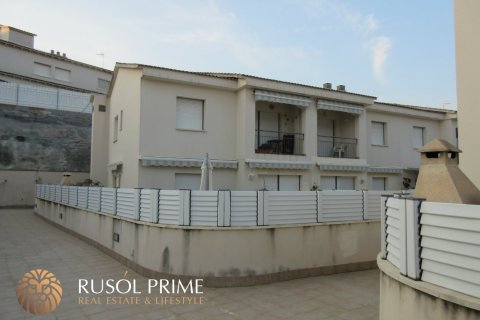 Apartment for sale in Coma-Ruga, Tarragona, Spain 3 bedrooms, 80 sq.m. No. 11627 - photo 5