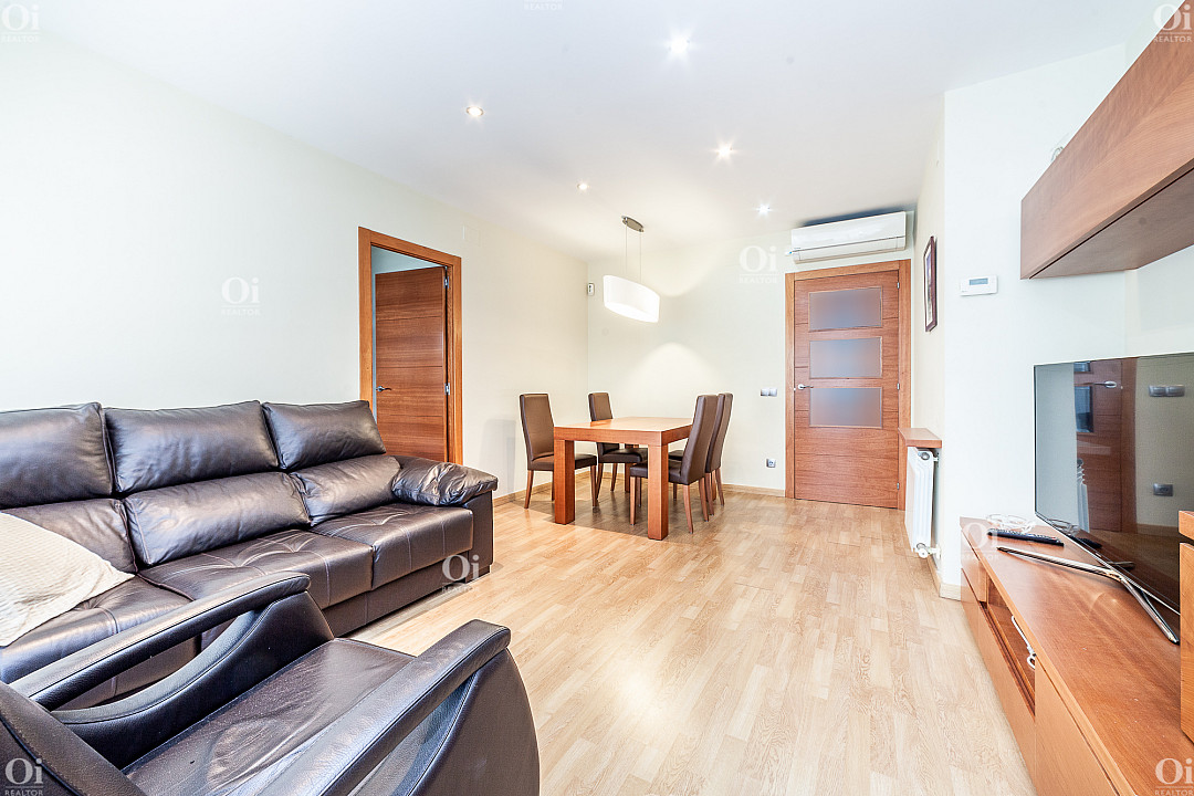 Apartment in Barcelona, Spain 4 rooms, 102 sq.m. No. 15912