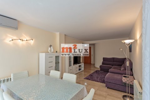 Apartment for sale in Platja D'aro, Girona, Spain 3 bedrooms, 119 sq.m. No. 16870 - photo 5