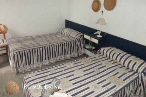 House for sale in Coma-Ruga, Tarragona, Spain 6 bedrooms, 283 sq.m. No. 11728 - photo 20