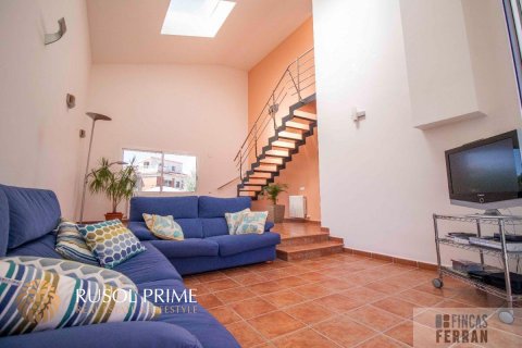 House for sale in Coma-Ruga, Tarragona, Spain 7 bedrooms, 400 sq.m. No. 11594 - photo 20