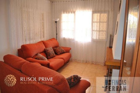 House for sale in Coma-Ruga, Tarragona, Spain 4 bedrooms, 130 sq.m. No. 11988 - photo 8