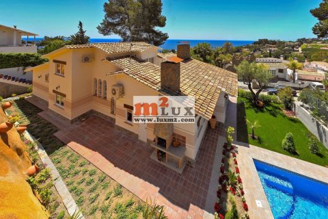 Villa for sale in Blanes, Girona, Spain 4 bedrooms, 334 sq.m. No. 16690 - photo 1
