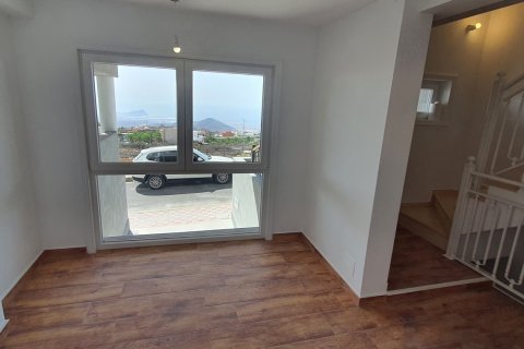 Townhouse for sale in El Roque, Tenerife, Spain 3 bedrooms, 123 sq.m. No. 18379 - photo 5