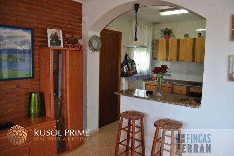 House for sale in Coma-Ruga, Tarragona, Spain 4 bedrooms, 130 sq.m. No. 11988 - photo 13