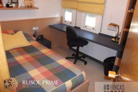 House for sale in Coma-Ruga, Tarragona, Spain 5 bedrooms, 330 sq.m. No. 11660 - photo 18