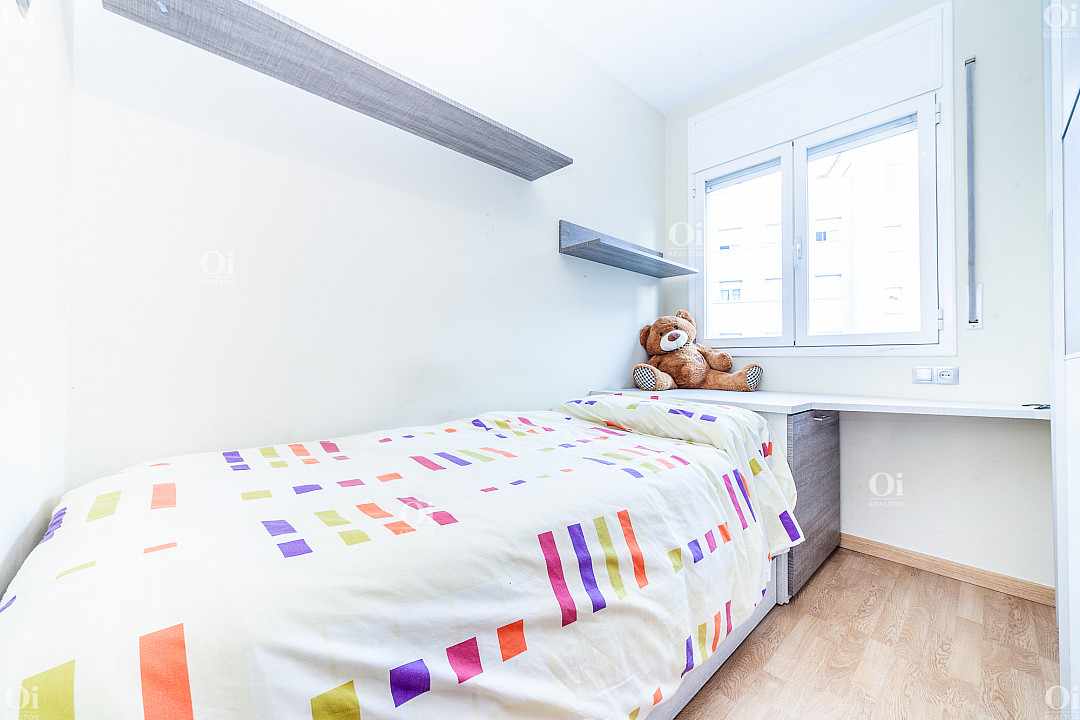 Apartment in Barcelona, Spain 4 rooms, 102 sq.m. No. 15912