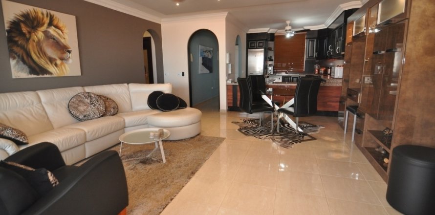Apartment in Torviscas, Tenerife, Spain 2 bedrooms, 90 sq.m. No. 18350