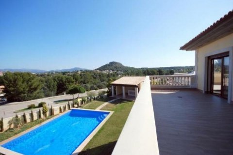 Villa for sale in Santa Ponsa, Mallorca, Spain 4 bedrooms, 280 sq.m. No. 18424 - photo 6