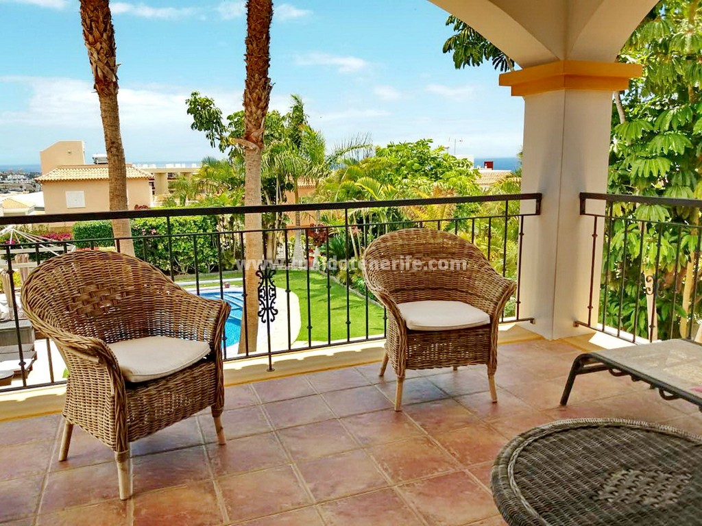Villa en Torviscas, Tenerife, España 5 dormitorios, 512 m2 No. 24517