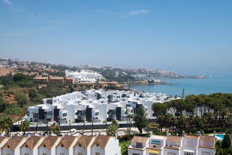 Penthouse for sale in Estepona, Malaga, Spain 3 bedrooms, 151 sq.m. No. 21074 - photo 9