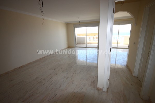 Apartment in Acantilado De Los Gigantes, Tenerife, Spain 2 bedrooms, 90 sq.m. No. 24304