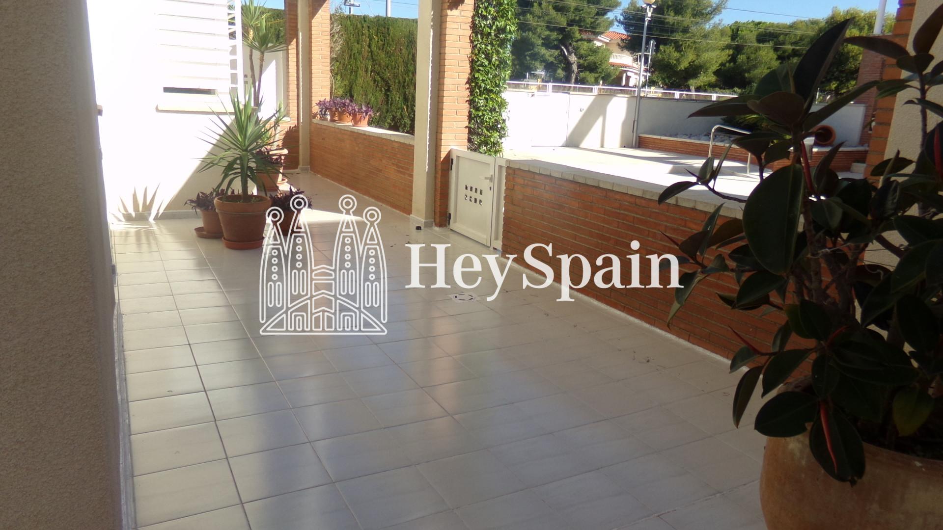 Apartment in Coma-Ruga, Tarragona, Spain 2 bedrooms, 75 sq.m. No. 19428