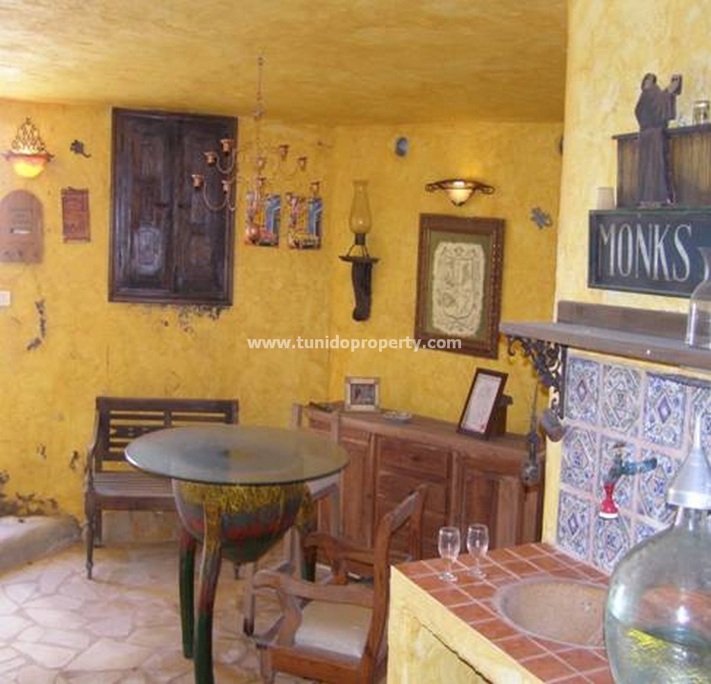Villa in San Miguel de Abona, Tenerife, Spain 2 bedrooms, 2900 sq.m. No. 24355