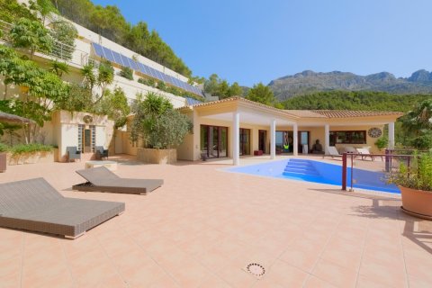 Villa for sale in Altea, Alicante, Spain 6 bedrooms, 950 sq.m. No. 28140 - photo 3