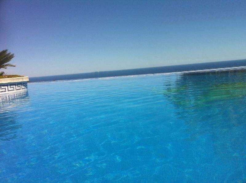 Villa i Calpe, Alicante, Spanien 4 sovrum, 380 kvm. Nr. 24997