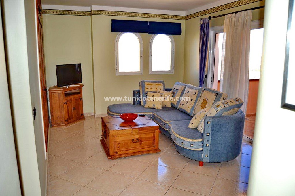 Villa a Torviscas, Tenerife, Spagna 4 camere da letto, 400 mq. N° 24286