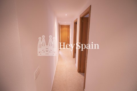 Apartment for sale in Sant Salvador, Tarragona, Spain 4 bedrooms, 120 sq.m. No. 19414 - photo 6