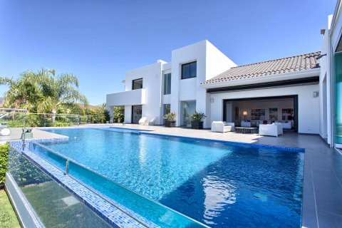 Villa for sale in Benahavis, Malaga, Spain 5 bedrooms, 610 sq.m. No. 21019 - photo 6