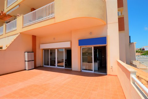 Commercial property for sale in Campoamor, Alicante, Spain 2 bedrooms, 93 sq.m. No. 19401 - photo 9