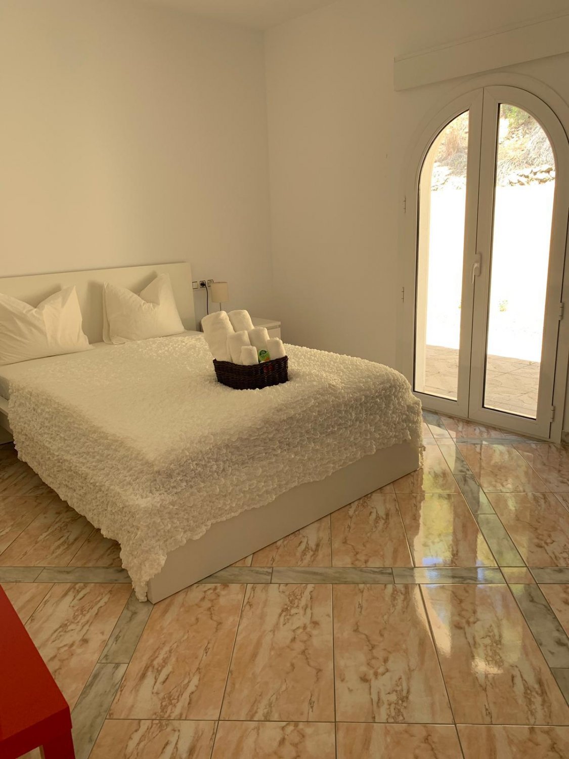 Villa i Calpe, Alicante, Spanien 4 sovrum, 380 kvm. Nr. 24997