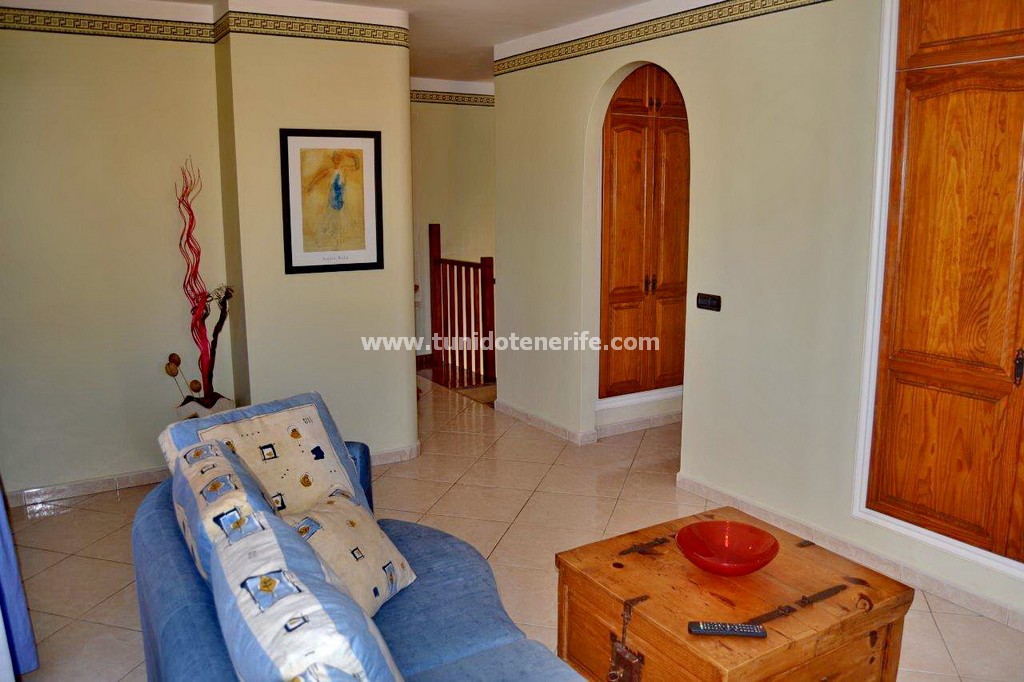 Villa a Torviscas, Tenerife, Spagna 4 camere da letto, 400 mq. N° 24286