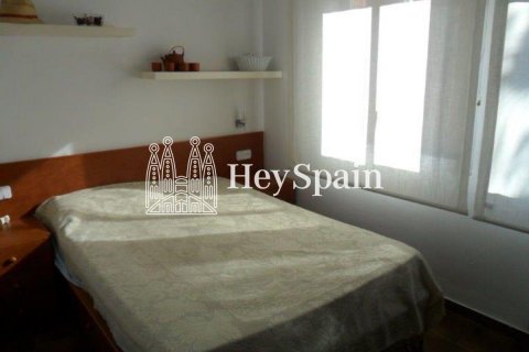 House for sale in Coma-Ruga, Tarragona, Spain 6 bedrooms, 325 sq.m. No. 19431 - photo 12