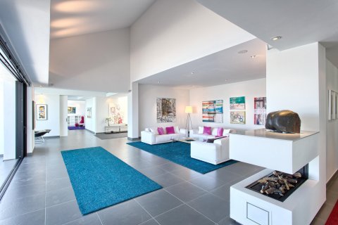 Villa for sale in Benahavis, Malaga, Spain 5 bedrooms, 610 sq.m. No. 21019 - photo 15