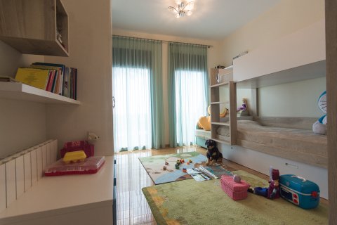 House for sale in Lloret de Mar, Girona, Spain 4 bedrooms, 330 sq.m. No. 28569 - photo 25