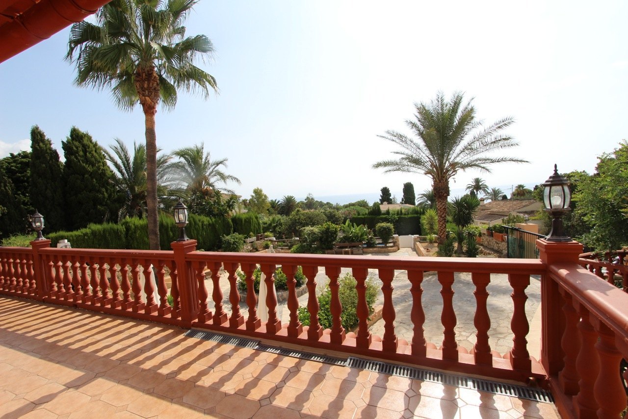 Villa i Calpe, Alicante, Spanien 7 sovrum, 300 kvm. Nr. 25141