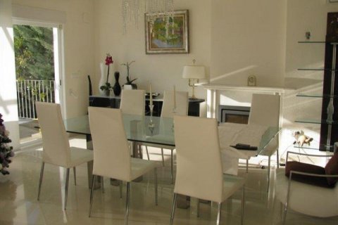 Villa for sale in Altea, Alicante, Spain 5 bedrooms, 330 sq.m. No. 25194 - photo 9