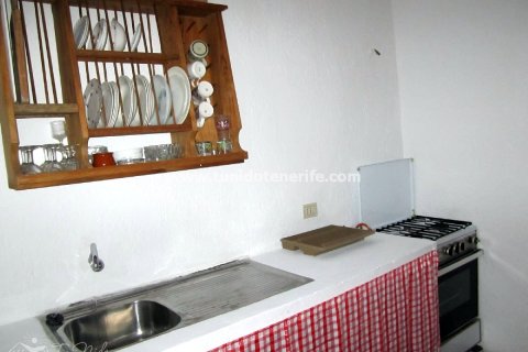 Finca for sale in Puerto de Santiago, Tenerife, Spain 2 bedrooms, 62 sq.m. No. 24638 - photo 10