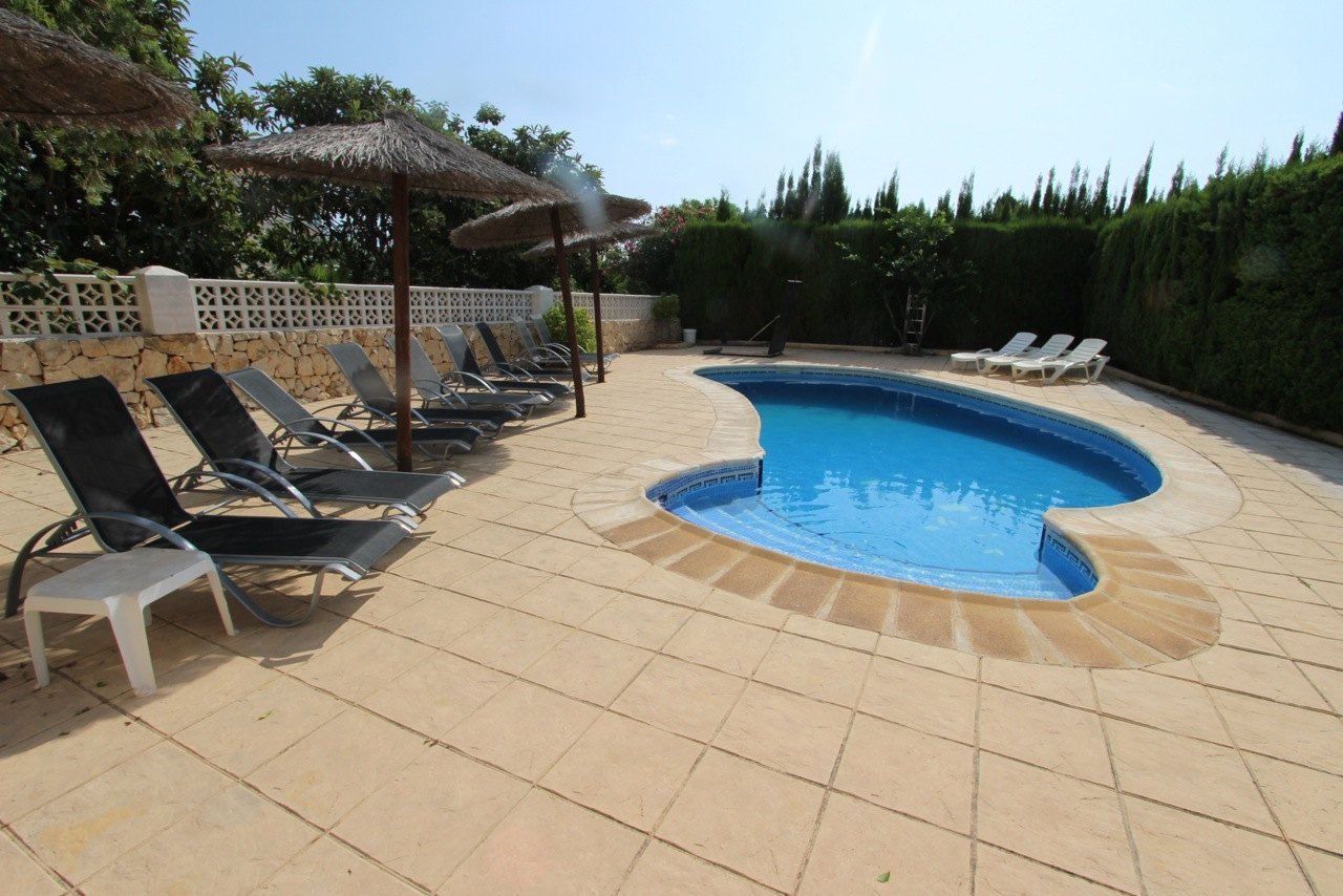Villa i Calpe, Alicante, Spanien 7 sovrum, 300 kvm. Nr. 25141