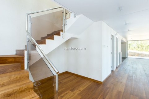 Villa for sale in Cabrera de Mar, Barcelona, Spain 4 bedrooms, 456 sq.m. No. 21186 - photo 25