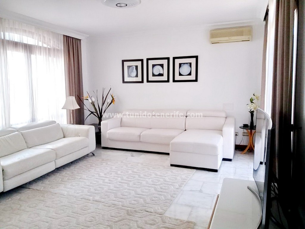 Villa en Torviscas, Tenerife, España 5 dormitorios, 512 m2 No. 24517