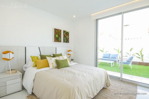 Villa for sale in Los Balcones, Alicante, Spain 3 bedrooms, 137 sq.m. No. 28267 - photo 10