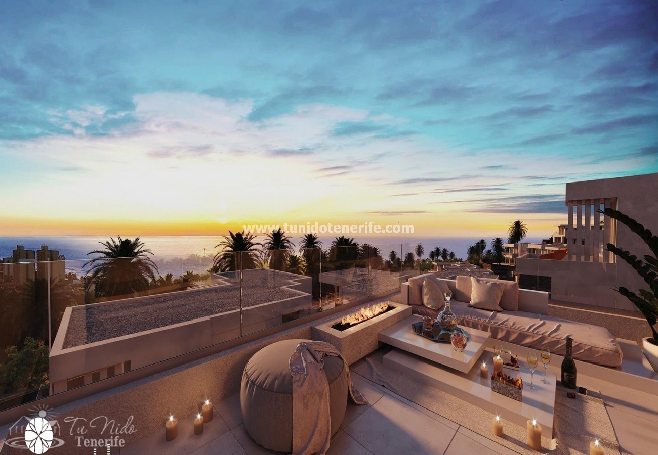 Villa in San Eugenio, Tenerife, Spain 5 bedrooms, 300 sq.m. No. 24609