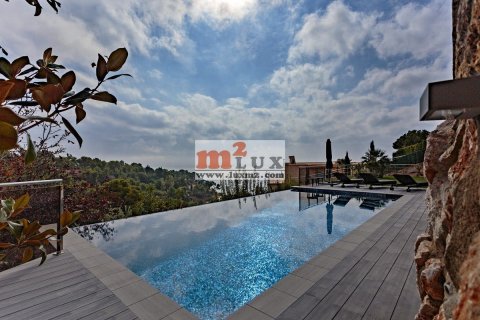Villa for sale in Tossa de Mar, Girona, Spain 5 bedrooms, 425 sq.m. No. 16684 - photo 27