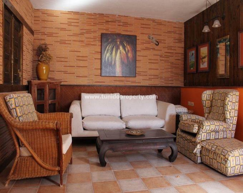 Villa in San Miguel de Abona, Tenerife, Spain 2 bedrooms, 2900 sq.m. No. 24355