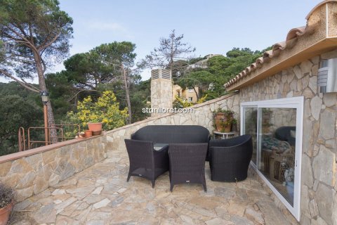 Villa for sale in Lloret de Mar, Girona, Spain 4 bedrooms, 309 sq.m. No. 21183 - photo 28