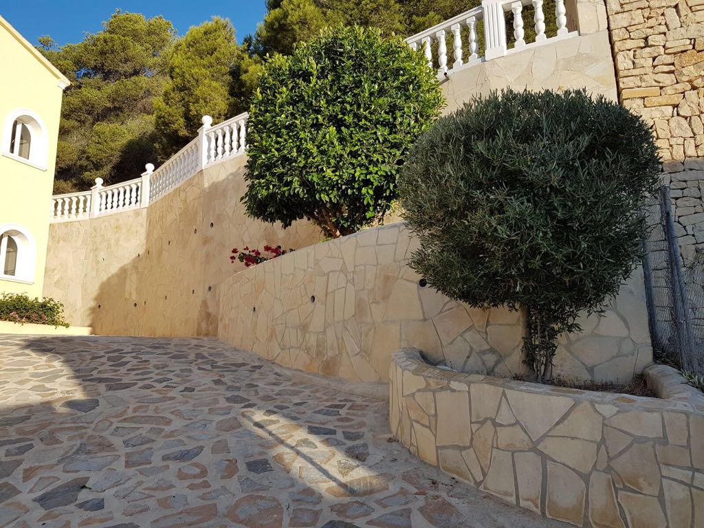 Villa i Calpe, Alicante, Spanien 4 sovrum, 380 kvm. Nr. 24997