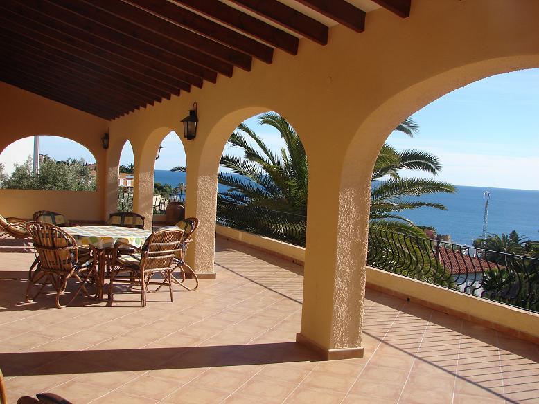 Villa in Calpe, Alicante, Spain 3 bedrooms, 250 sq.m. No. 25080