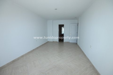 Apartment for sale in San Eugenio, Tenerife, Spain 3 bedrooms, 192 sq.m. No. 24371 - photo 25