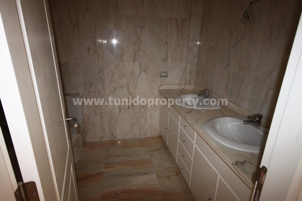 Apartment in Acantilado De Los Gigantes, Tenerife, Spain 2 bedrooms, 90 sq.m. No. 24302