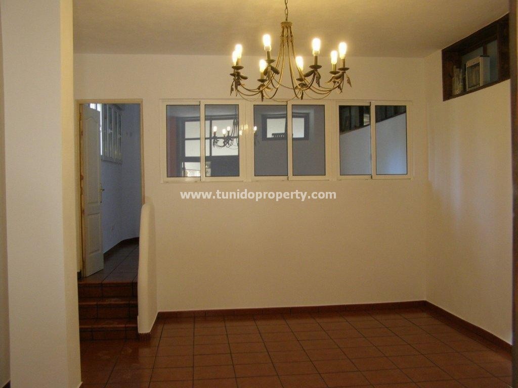 Villa in San Miguel de Abona, Tenerife, Spain 2 bedrooms, 2900 sq.m. No. 24355