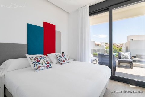 Villa for sale in Finestrat, Alicante, Spain 3 bedrooms, 150 sq.m. No. 9375 - photo 9