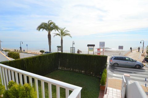 Townhouse for sale in Campoamor, Alicante, Spain 4 bedrooms, 150 sq.m. No. 19381 - photo 1