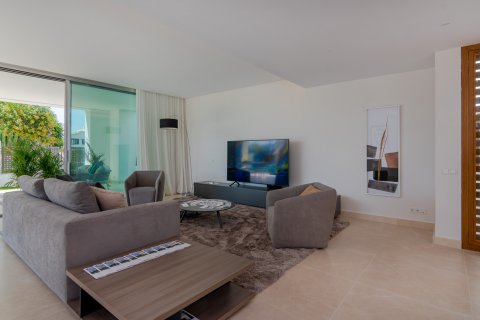 Villa for sale in San Pedro de Alcantara, Malaga, Spain 4 bedrooms, 290 sq.m. No. 20904 - photo 20