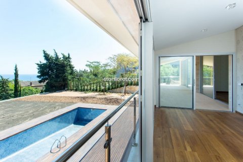 Villa for sale in Cabrera de Mar, Barcelona, Spain 4 bedrooms, 456 sq.m. No. 21186 - photo 8