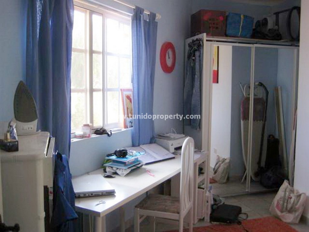 Villa a Arona, Tenerife, Spagna 9 camere da letto, 330 mq. N° 24344